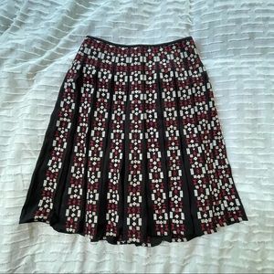 NWOT Ann Taylor Petite Pleated Embroidered Skirt